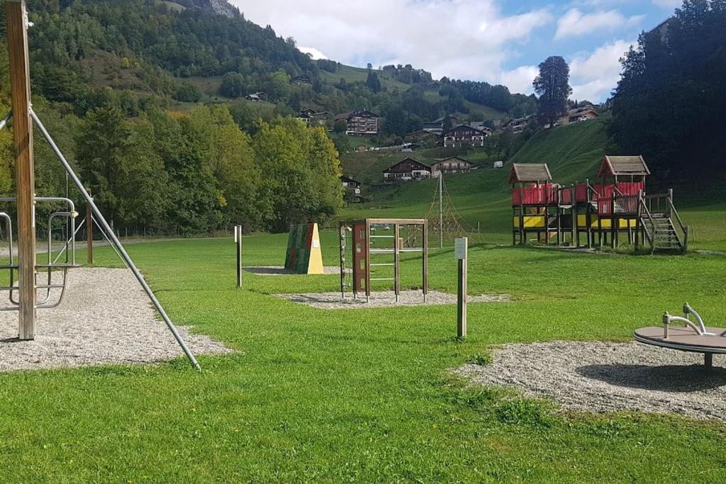 Le Gite Du Val Flumet Exteriör bild